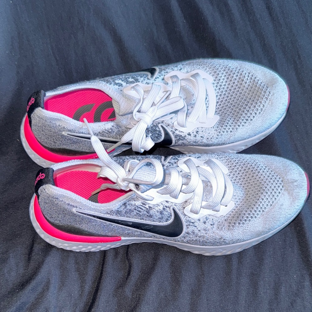 Nike Women's Silver and Pink Athletic Shoes epic react